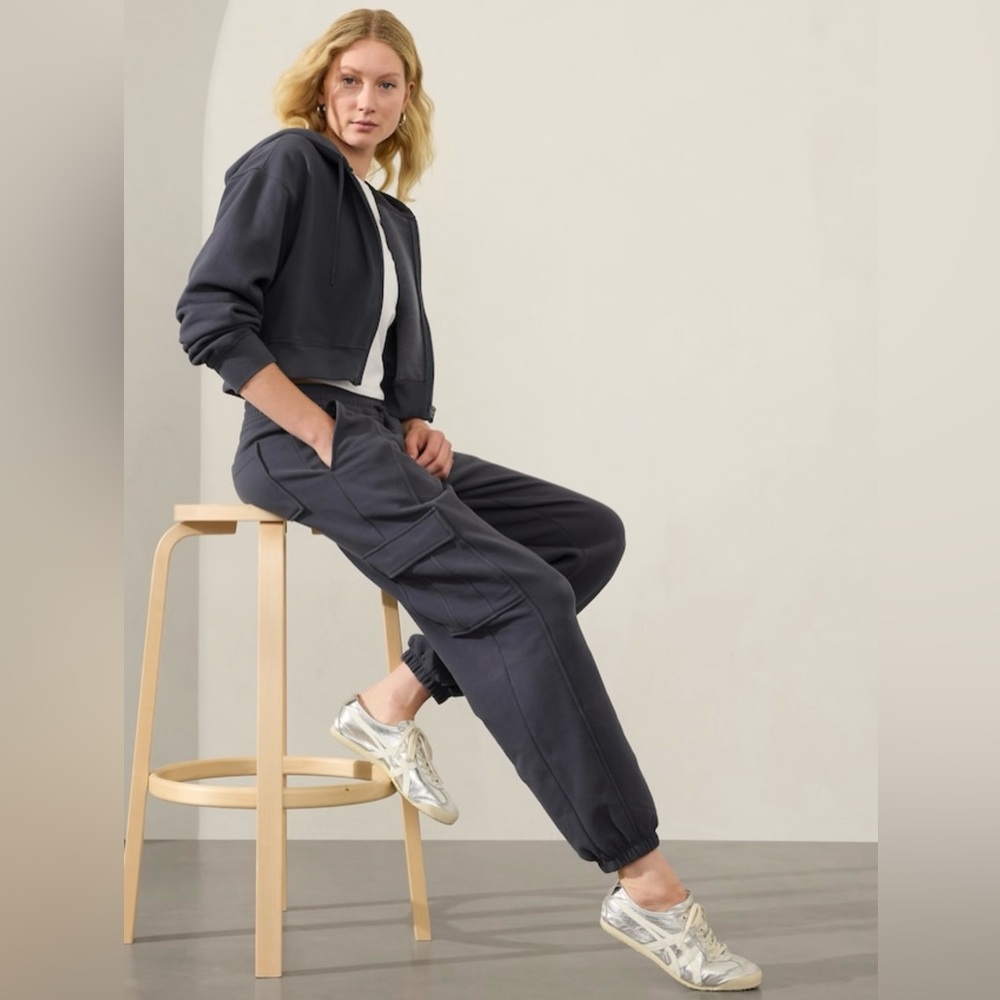 Athleta Forever Fleece High Rise Cargo Jogger // Cosmos